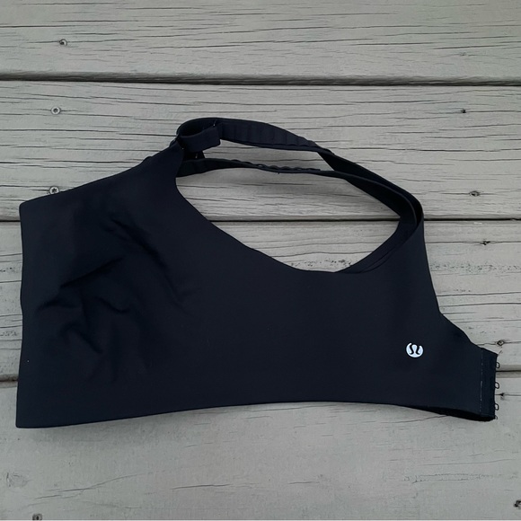Lululemon Booby Bracer Bra in Black size 38 DD - Picture 7 of 13
